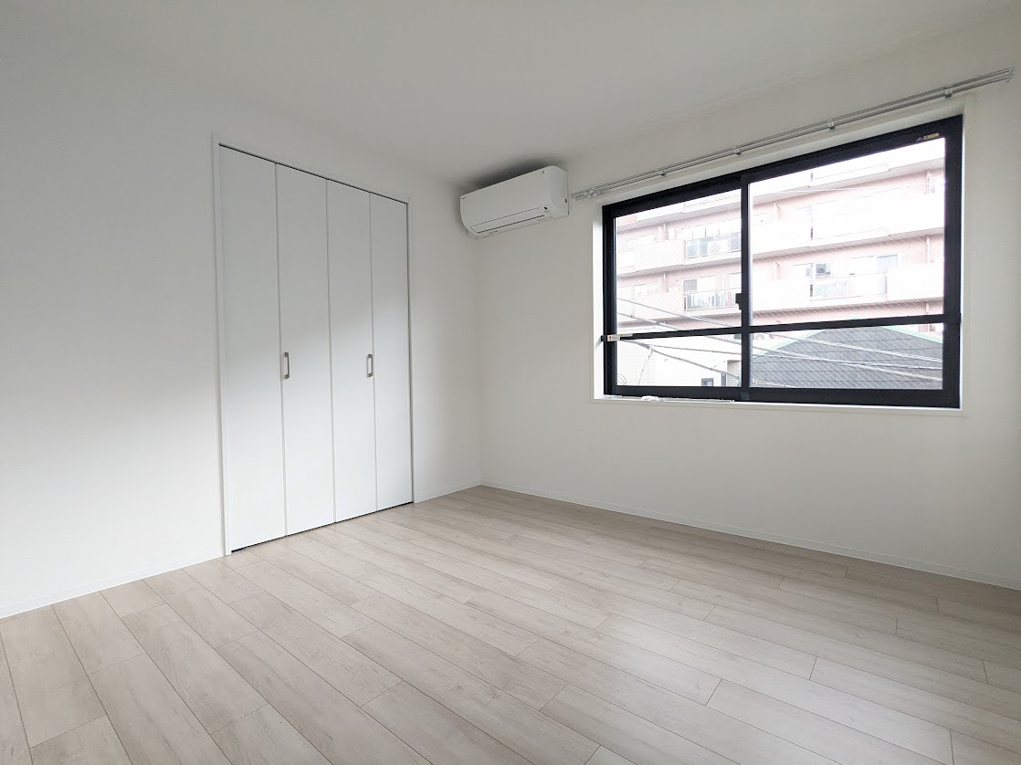 エルファーロ三軒茶屋Ⅱの居間・リビング|ゆったりとした居間です