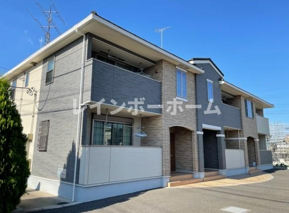 イースト　フィールド