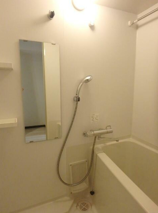 練馬区中村北１丁目の賃貸マンションの浴室