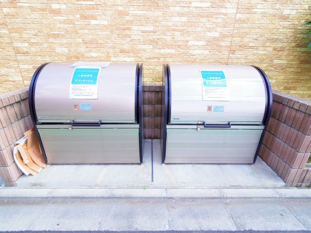 リブリ・クリークウエスト