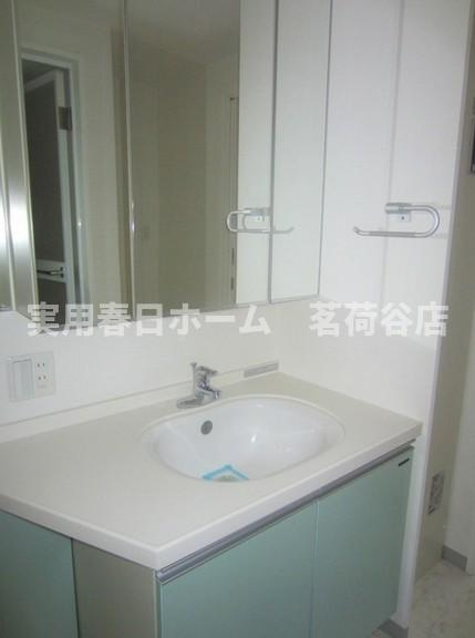 【独立洗面台】