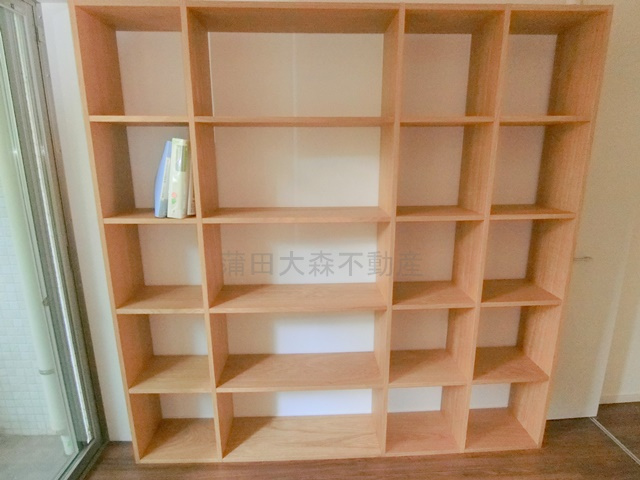 バースシティ大田中央の収納|4.5帖洋室の棚収納