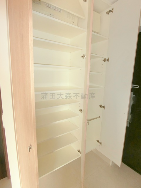 バースシティ大田中央の収納|シューズボックス