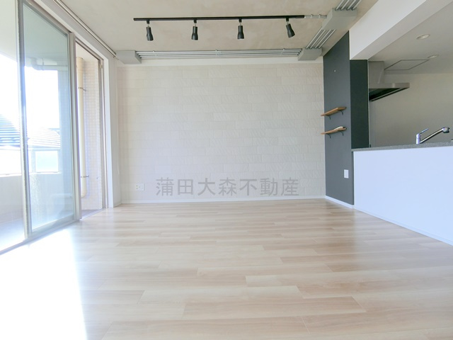 バースシティ大田中央の居間・リビング