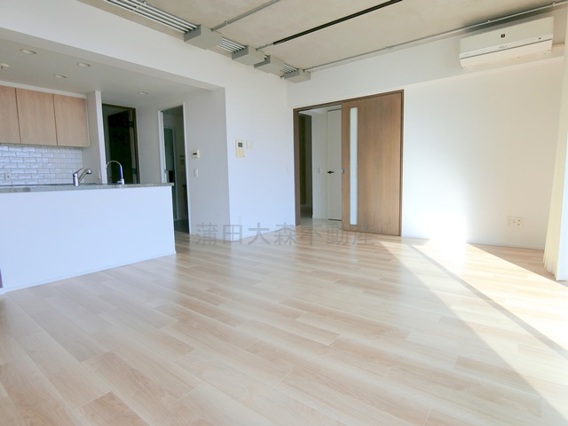 バースシティ大田中央の居間・リビング