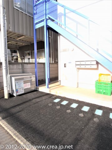 セナンハイツⅠのエントランス|ゆとりのあるエントランスです