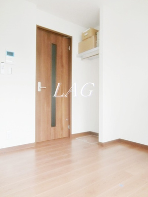 【居間・リビング】 | ベーネ平井 | 洋室のお部屋です。