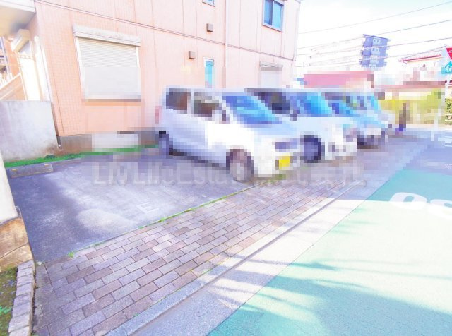 イル・ロトーレCの駐車場