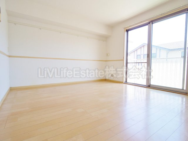 イル・ロトーレCの洋室