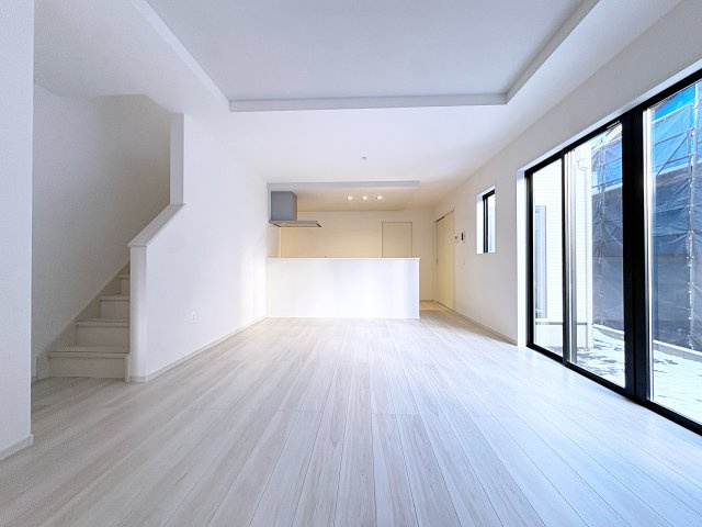 新築戸建・新築建売　福島市瀬上町字桜町【ZEH水準住宅】瀬上小・北信中の居間・リビング