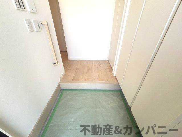 ミサワホームタウン北斎院2号棟　松山市北斎院町新築分譲戸建の玄関|きれいな玄関です
