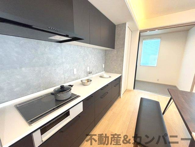 ミサワホームタウン北斎院2号棟　松山市北斎院町新築分譲戸建のキッチン|お料理しやすいキッチンです