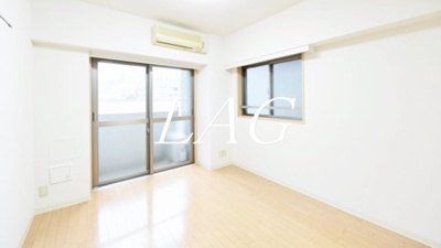 【居間・リビング】 | スカイコート日本橋第2 | 洋室のお部屋です。