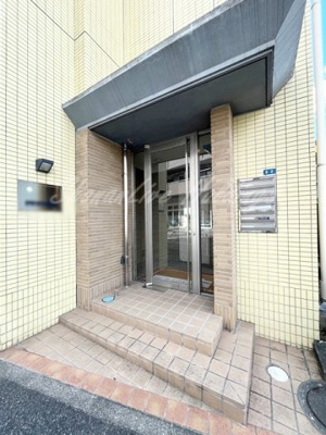 【エントランス】 | ルス・デ・ルナ | 安心のオートロック♪