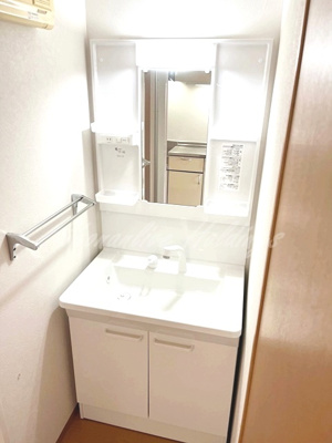 【洗面所】 | ルス・デ・ルナ | 人気の独立洗面♪