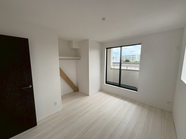 ★★うるま市豊原2期-2号棟（全3棟）の洋室|洋室です