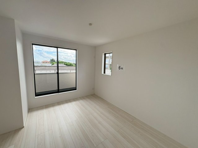 ★★うるま市豊原2期-2号棟（全3棟）の洋室|洋室です