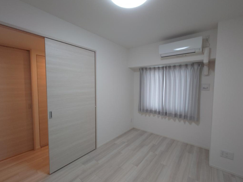 【寝室】の画像