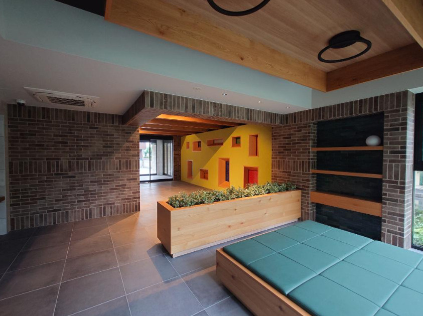 【ロビー】の画像