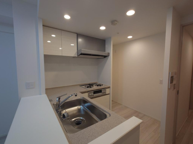 【キッチン】 | ブランニード河内小阪 | 【L字型システムキッチン☆】食洗機＆浄水器、ディスポーザー（生ごみ粉砕機）完備です☆