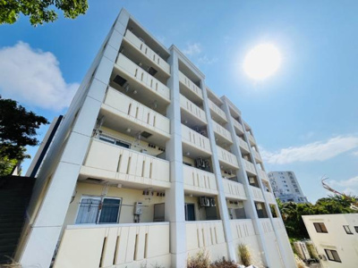 【外観】 | ブルースカイ I.Y. | 外観写真（昼）