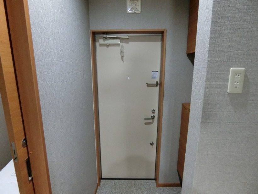 ノベル高台の玄関