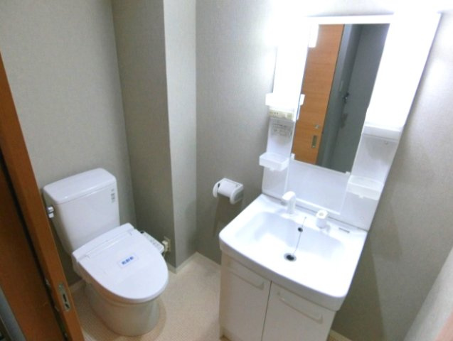 ノベル高台の洗面所