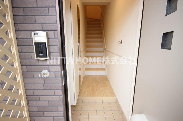 ルミエール　和の玄関|全身鏡付きのシューズボックス有ります♪