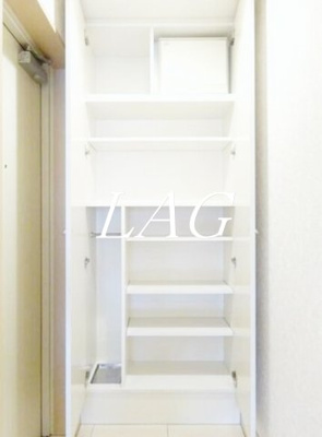 【玄関】 | アプレシティ三ノ輪 | 玄関です。