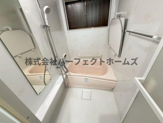 藤阪元町3丁目戸建　賃貸の浴室|きれいなお風呂です