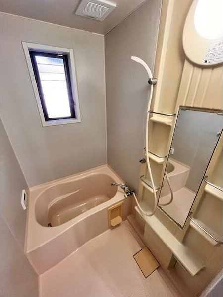 フレグランスダイワ IIの浴室