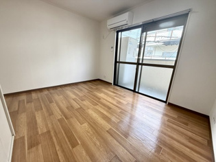 プチ里中の寝室