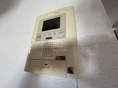 【セキュリティ】 | クラウンハイム本町EAST | クラウンハイム本町EAST　TV付モニターフォン