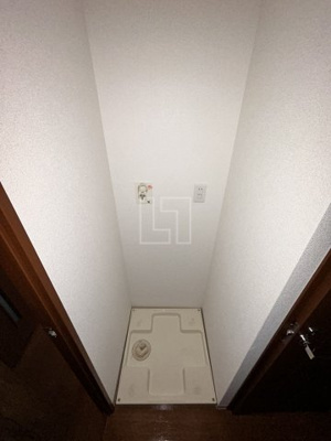 【設備】 | クラウンハイム本町EAST | クラウンハイム本町EAST　室内洗濯パン