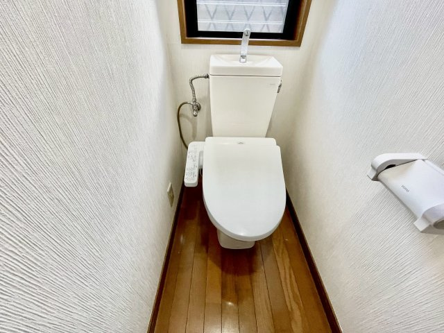 原田元町貸家のトイレ