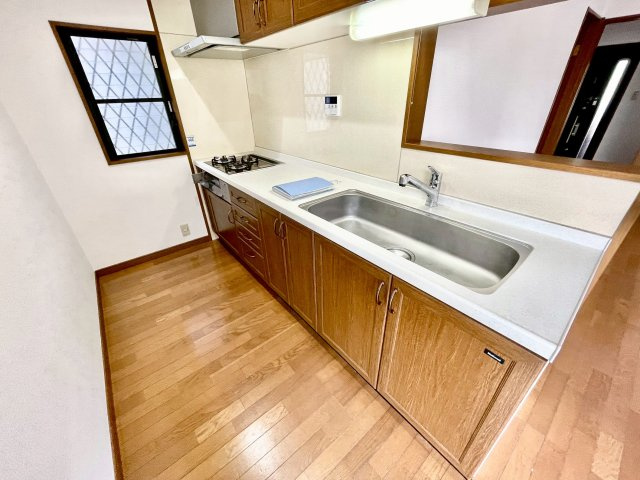 原田元町貸家のキッチン