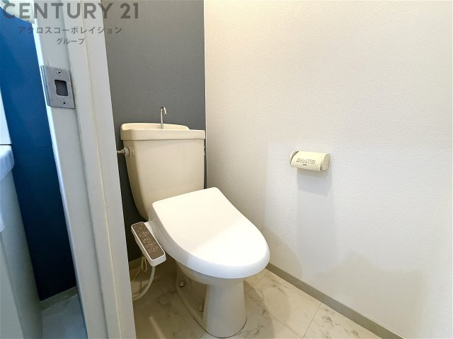 温水洗浄便座完備！