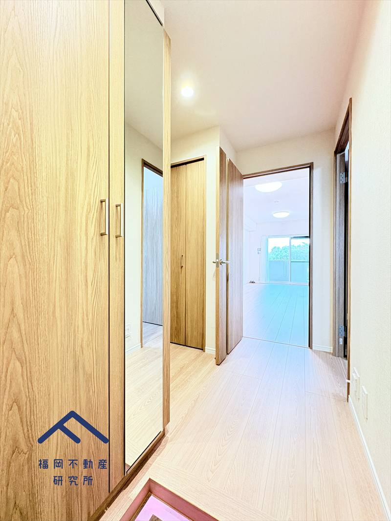 ベルヴィ香椎十番館の玄関