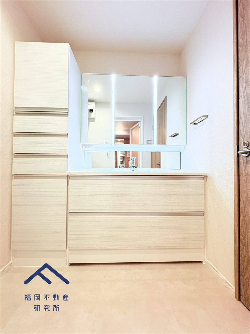 ベルヴィ香椎十番館の独立洗面台