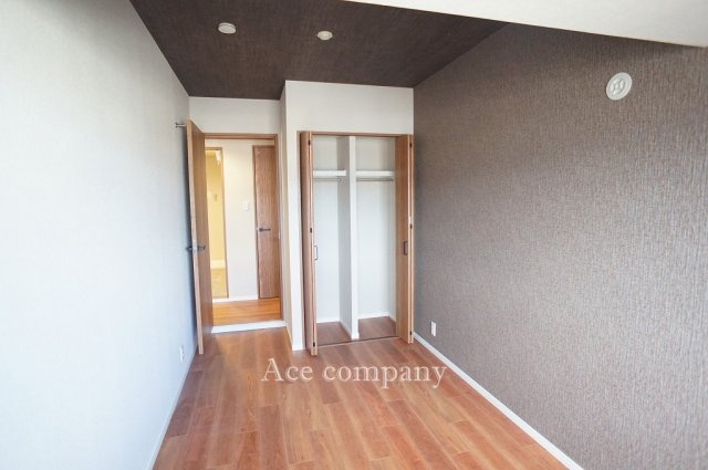 【寝室】の画像