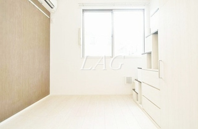 【居間・リビング】 | フリングホルニ | 洋室のお部屋です。