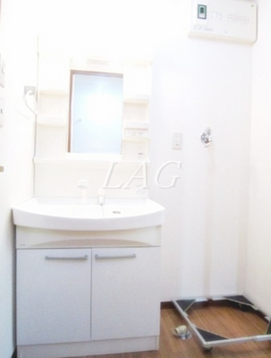 【洗面所】 | クレスト桜川Ｂ | 洗面台です。