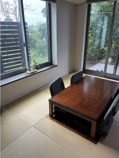 【内装】 | 1階には柔らかな畳の和室を完備◎そのまま横になってリラックス可能♪