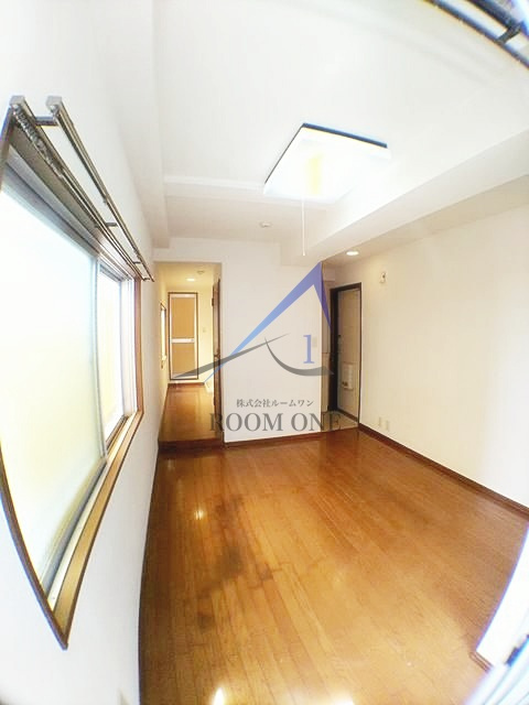 ＡＱＵＡ　ｄｅ　ＶＩＬＬＡ（アクアデビラ）の居間・リビング|洋室のお部屋です。