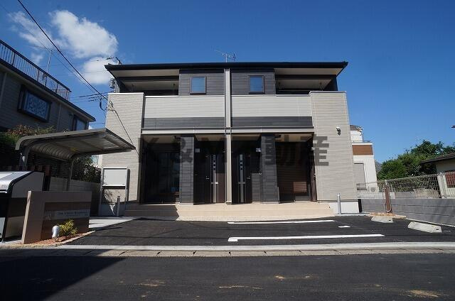 クローバーレジデンスの外観|外観は落ち着いています