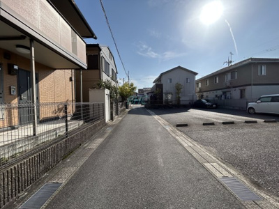 【前面道路含む現地写真】 | 草津市上笠3丁目　１期２号棟