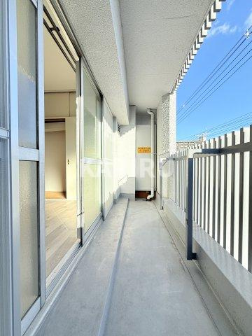 ツダフラットのバルコニー