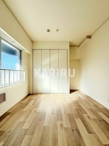 ツダフラットの寝室