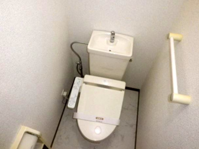 【トイレ】 | フレンドコーポＡ棟 | ※イメージ　反転タイプのお部屋の写真