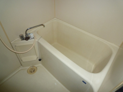 【浴室】 | メゾンサイキＢ棟 | ※同建物同型別のお部屋